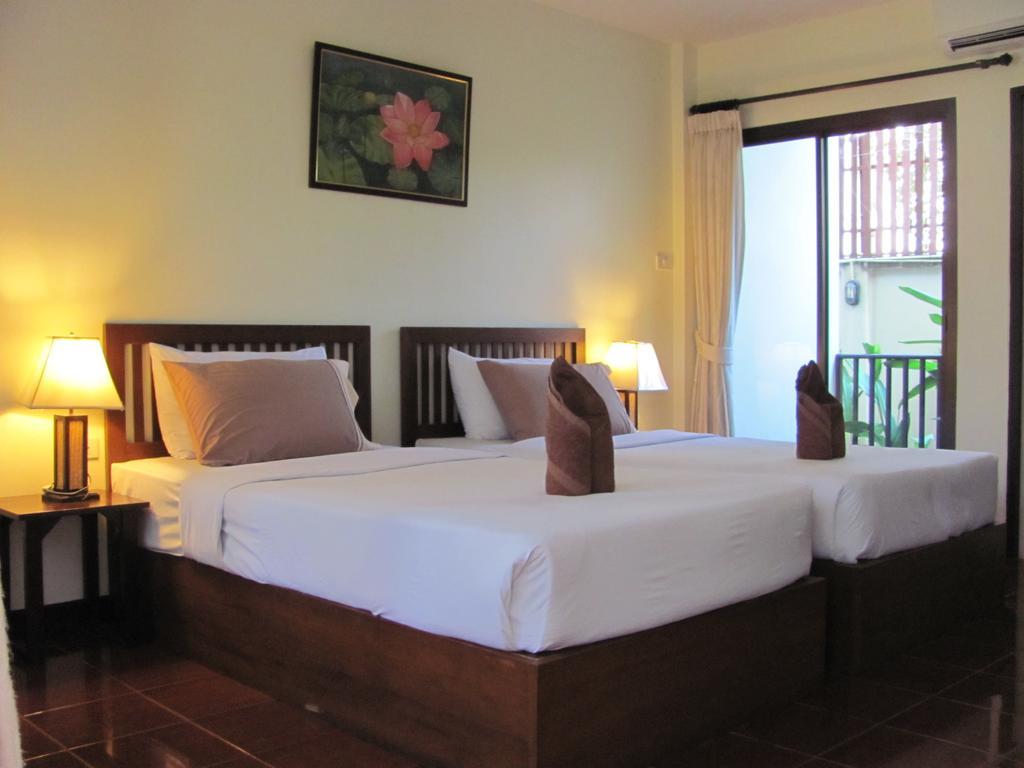 Riverside House Hotel Chiang Mai Rum bild