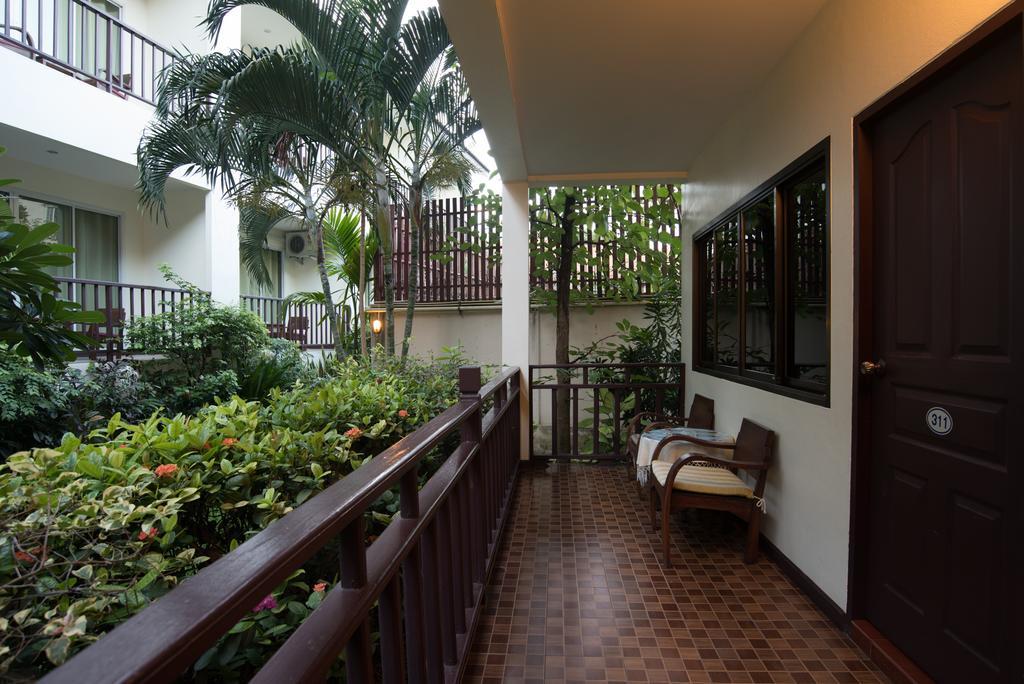 Riverside House Hotel Chiang Mai Exteriör bild